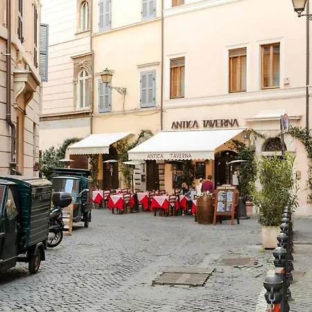 Sonder Palazzo Taverna-2
